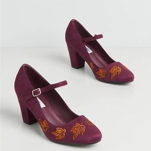 NWT Lulu Hun x Collectif Autumn Is Upon Us Ankle Strap Heel